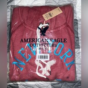 NWT American Eagle zip up hoodie. Size XL. Perfect for fall.